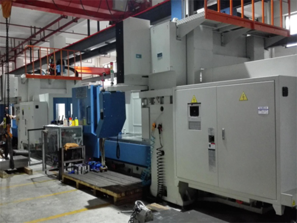 大立龍門加工中心