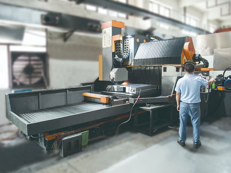 非標模胚加工車間