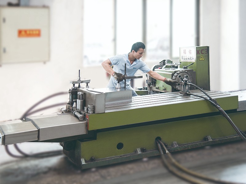 非標模胚加工車間