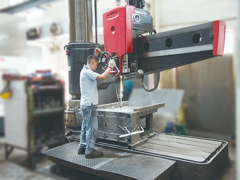 非標模胚加工車間